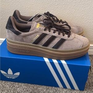 Adidas Gazelle Bold Brown Sneakers sz 9